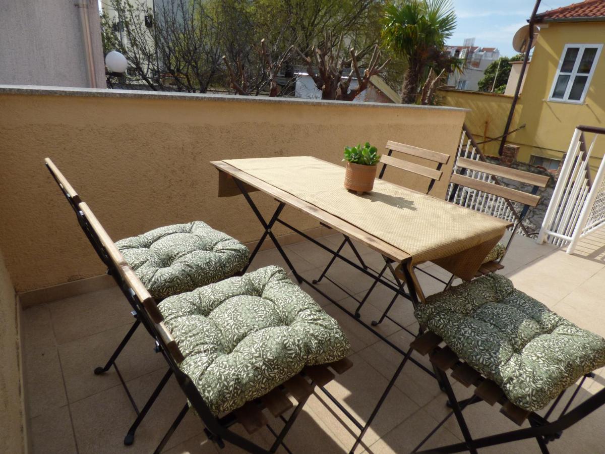 Apartment Ana, Free Garage Parking Σίμπενικ Εξωτερικό φωτογραφία